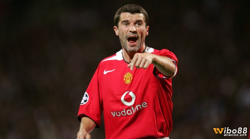 cầu thủ xuất sắc nhất Manchester United - đội trưởng Roy Keane