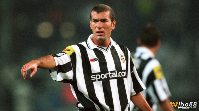 Đội hình xuất sắc nhất Juventus - Zinedine Zidane