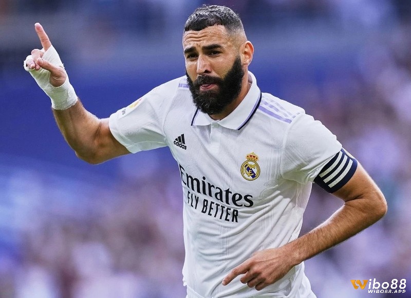 Đội hình xuất sắc nhất Real Madrid - Karim Benzema