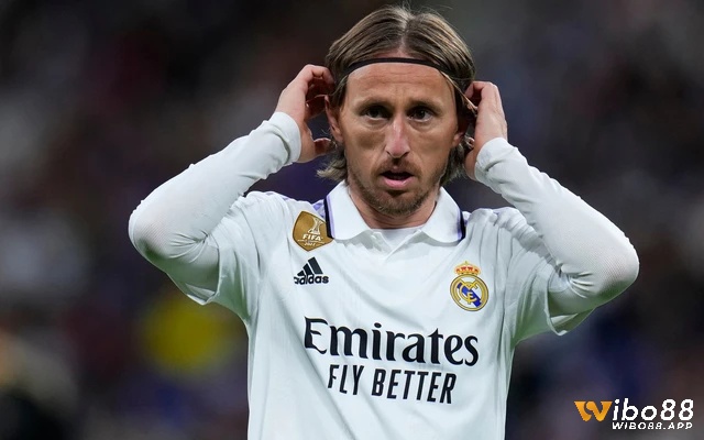 Luka Modric với kỹ thuật điều khiển bóng tinh tế