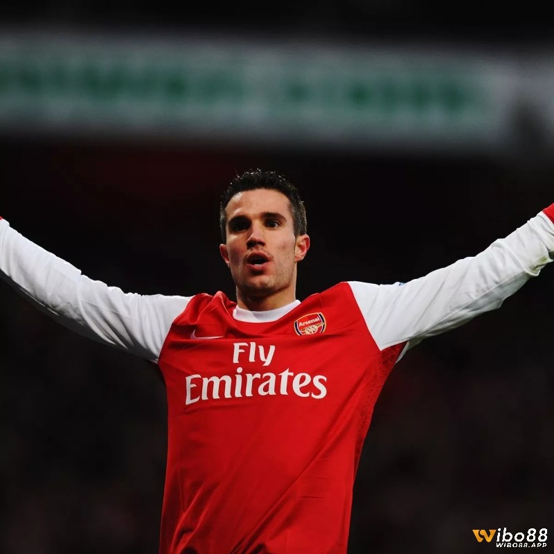 Robin Van Persie là tiền đạo sở hữu những đường chuyền mạch lạc nhất Arsenal