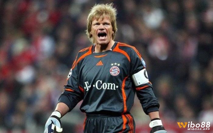 Cầu thủ xuất sắc nhất Bayern Munich có sự góp mặt của thủ môn Oliver Kahn