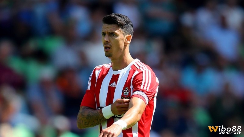 Đội hình xuất sắc nhất Southampton - Jose Fonte có tài lãnh đạo giỏi