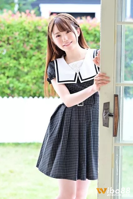 Sayaka gây ấn tượng bởi nét đẹp tỏng trẻo và dễ thương
