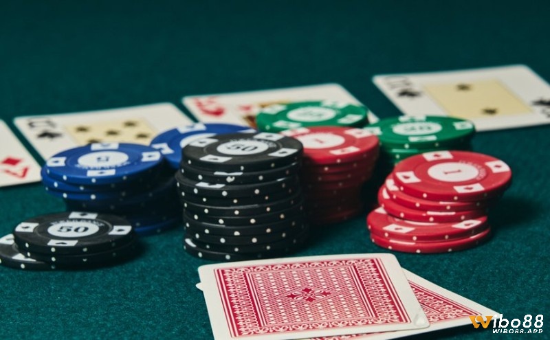 Hãy chuẩn bị cho những pha cược táo bạo và những khoảnh khắc hồi hộp trong Texas Hold'em